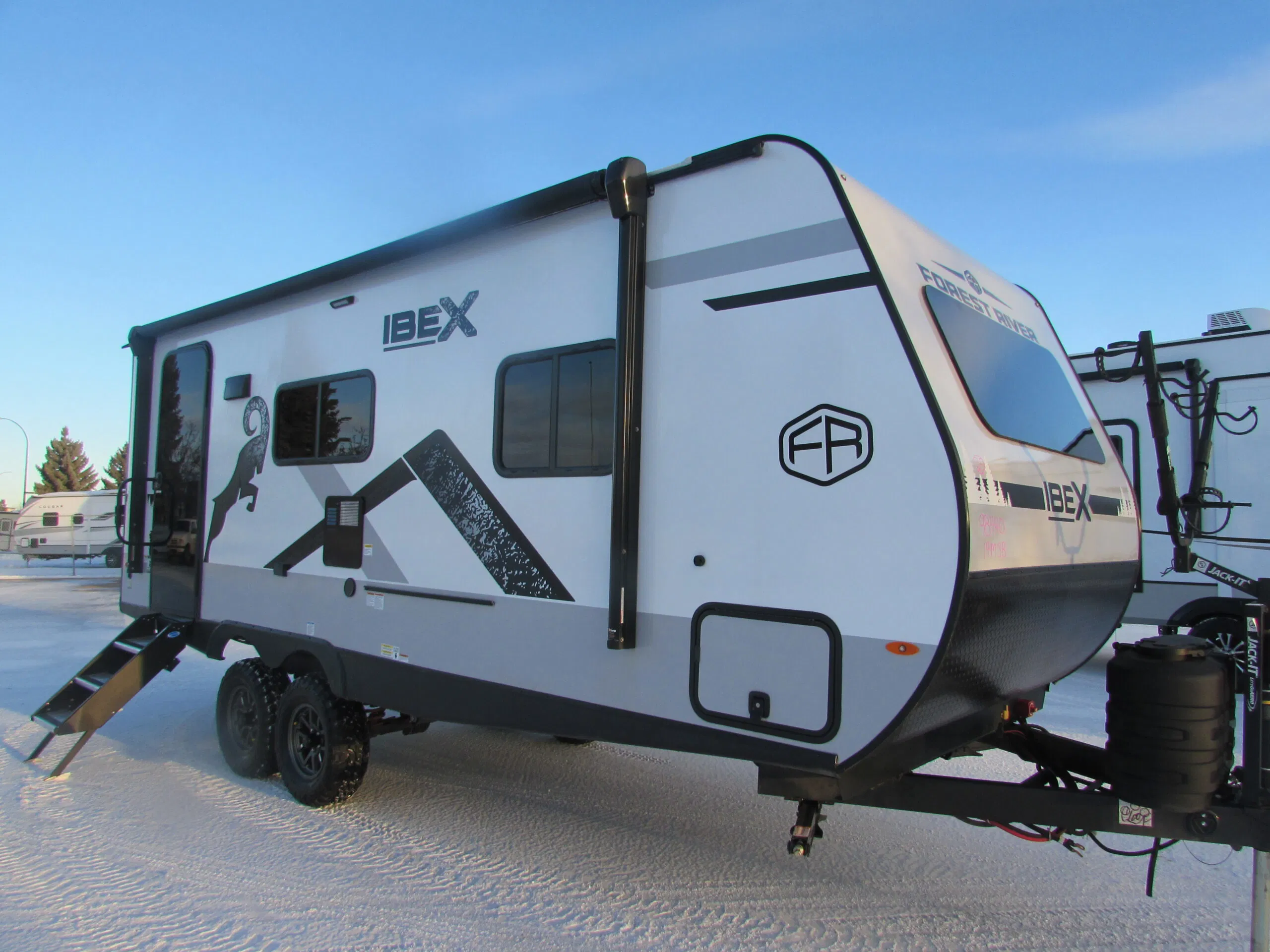 2025-FOREST-RIVER-IBEX-19MSB OS